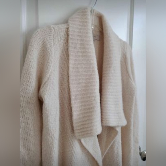 Loft Sweater - Picture 3 of 3